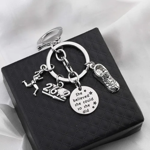 Miniatura 4 de FUSTMW Llavero de corredor de regalo de maratón, joyería de maratón, regalos para correr