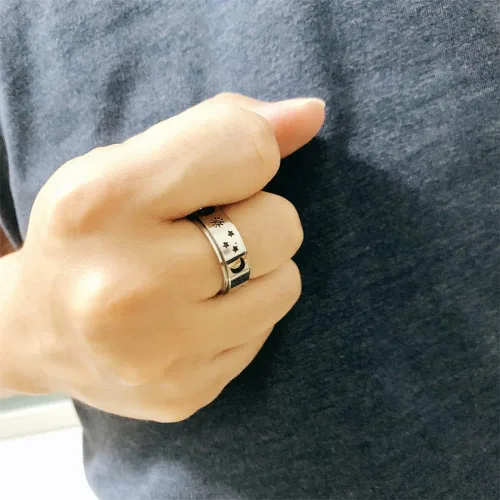 Miniatura 5 de Anillos giratorios de acero inoxidable de titanio con estrella de luna negra para mujeres, hombres, adolescentes, niñas, delicados anillos