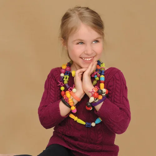 Miniatura 9 de B. toys Pop Arty! 150 piezas - Kit de fabricación de joyas - Juego creativo de cuentas pop para niños - Kit de fabricación de joyas de bricolaje