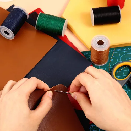 Miniatura 6 de 6 rollos de hilo fuerte para tapicería, hilo encerado de alta resistencia con agujas de costura a mano para máquina de manualidades de cuero de rojo