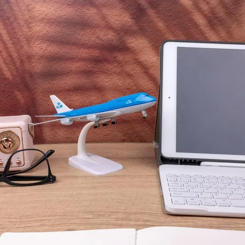Miniatura 3 de Modelo de avión 1:300 escala KLM Holland B747 modelo avión para regalo y decoración