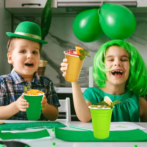 Miniatura 5 de Whaline 60 vasos de plástico para el Día de San Patricio de 16 onzas, vasos desechables de oro verde para fiestas irlandesas, suministros de fiesta