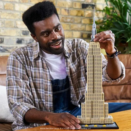 Miniatura 3 de LEGO Architecture Empire State Building 21046 New York City Skyline Architecture - Kit para construir rascacielos para adultos y niños, construye tu