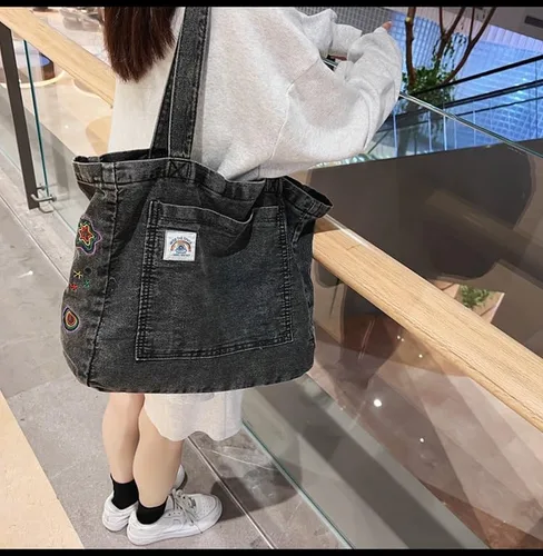 Miniatura 7 de Bolso de mano estético de mezclilla para mujer, bolso de hombro grande tipo hobo de gran capacidad, bolsa de trabajo para compras, bolsa cruzada