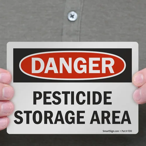 Miniatura 2 de SmartSign Etiqueta OSHA de 3.5 x 5 pulgadas "Peligro - Área de almacenamiento de pesticidas", poliéster adhesivo laminado de 3 mil, rojo, negro