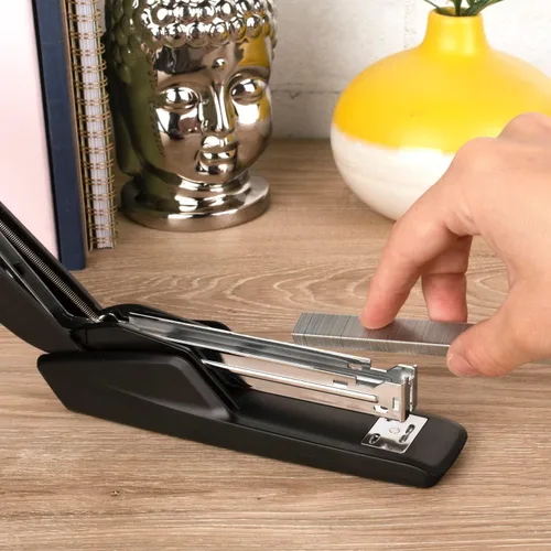 Miniatura 9 de Swingline S7054551AZ Juego de engrapadora de escritorio., Negro