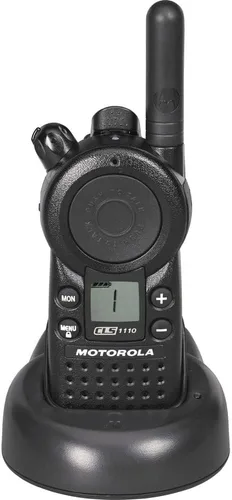 Miniatura 3 de 4 x Motorola CLS1110 UHF 1W 1 canal de radio de 2 vías (CLS1110) + 4 micrófonos de altavoz remoto HKLN4606 - Paquete de 4 con paquete de micrófono