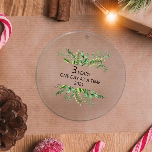 Miniatura 19 de Adornos de copo de nieve personalizados para la familia, con texto en inglés "Have You Hugged A Massage Therapeut", adornos navideños tropicales