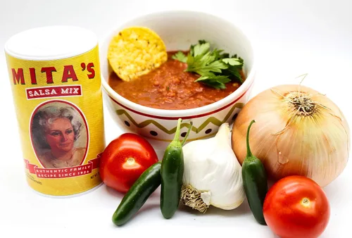 Miniatura 3 de Mita's Salsa Mix ,hace 16 cuencos de salsa fresca, listos en cuestión de segundos. ¡Solo tienes que añadir tomates cortados en cubitos!