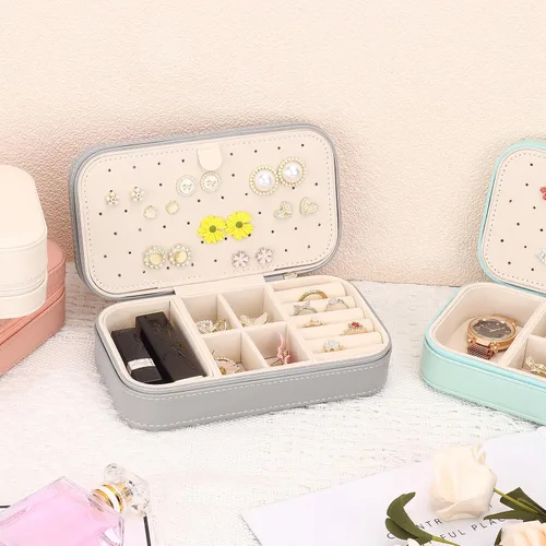Miniatura 5 de DesignSter Joyero de viaje, estuche de joyería portátil de piel sintética, pequeñas cajas de joyería para regalos, organizador de joyas de viaje