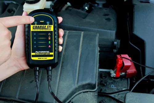 Miniatura 3 de Clore Automotive CHARGE IT! 4502 - Mantenedor de batería de 6/12 voltios y 2.5 amperios