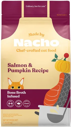 Made by Nacho Dry Cat Kibble - Bolsa de 2 libras, comida prémium para gatos alta en proteínas y apta para granos, salmón y calabaza capturados de