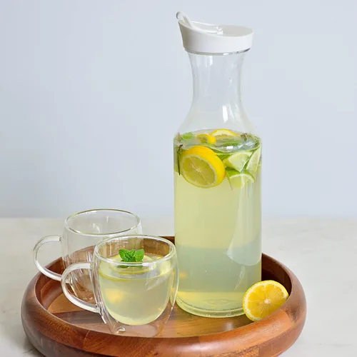 Miniatura 3 de Youngever Paquete de 2 jarras de plástico de 50 onzas, jarra de agua transparente reutilizable, recipientes para bebidas con tapas