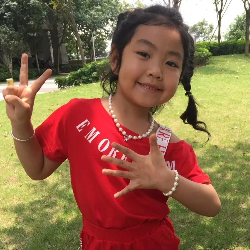 Miniatura 2 de LEILE Collar de perlas de imitación de cristal de imitación de 0.315 in para niña, joyería colgante de mariposa, 3 unidades para niñas y niños