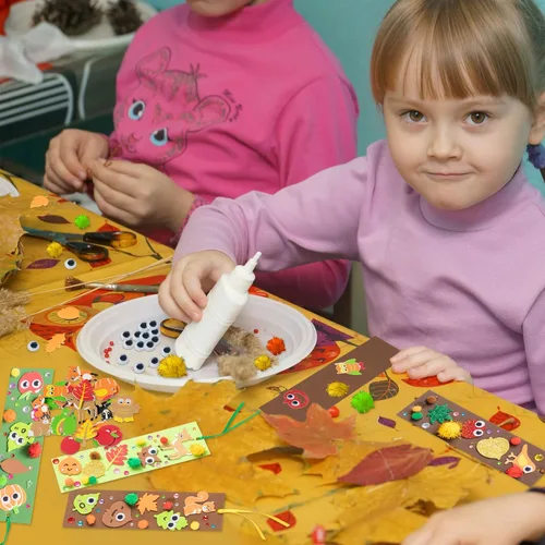Miniatura 7 de 32 juegos de marcadores de otoño DIY kit de manualidades de otoño en blanco con hojas de arce y ojos meneantes, calcomanías de espuma con pompones