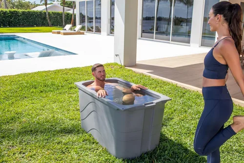 Miniatura 8 de Bañera de Inmersión en Frío Frozin 400. Aislamiento de Espuma de Alta Eficiencia para una Retención de Hielo Superior sobre Barriles No Aislados