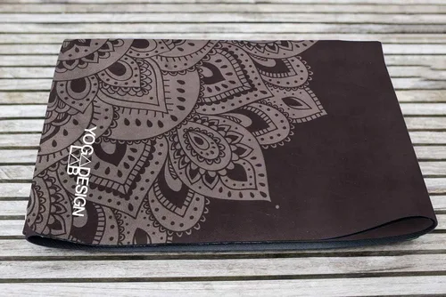 Miniatura 3 de YOGA DESIGN LAB Travel Yoga Mat 2-in-1 Mat+Towel Lightweight, Foldable, Eco Luxury Ideal for Hot Yoga, Bikram, Pilates, Barre, Sweat 1.5mm