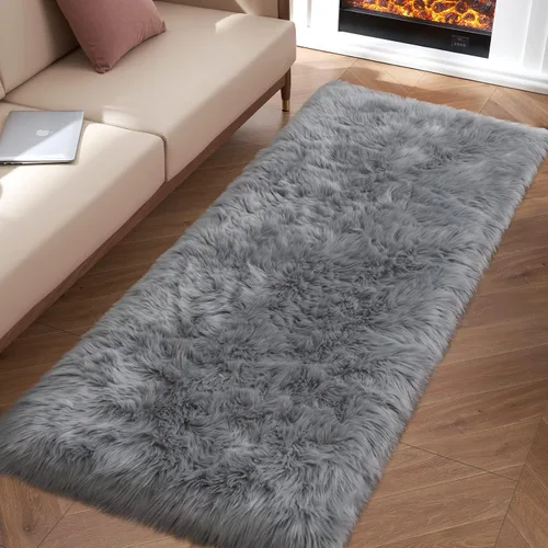 Miniatura 25 de Alfombra de piel sintética para sofá, silla, alfombra pequeña beige para dormitorio, 2 x 3 pies, alfombras peludas para habitación de los niños