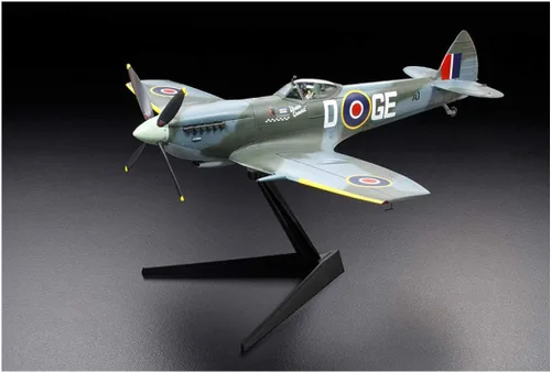 Miniatura 6 de Supermarine Spitfire Mk.xvie - 1:32 Aeronave - Tamiya