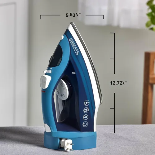 Miniatura 7 de BLACK+DECKER Plancha de vapor para ropa con cable retráctil, vaporización vertical, diseño antigoteo, rociador de niebla y botón de autolimpieza