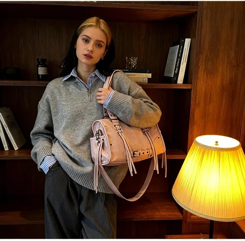 Miniatura 2 de Bolso de mano grande de poliuretano para mujer, bolso de hombro retro Boston con acento vintage, bolso de otoño con asa superior informal