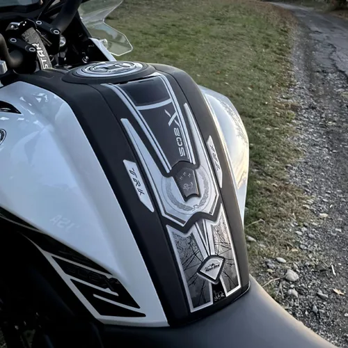 Resin Bike Adhesivos para motocicleta compatibles con Benelli TRK 502 X 2020-2026, de metal, protección contra impactos y arañazos. Calcomanías de