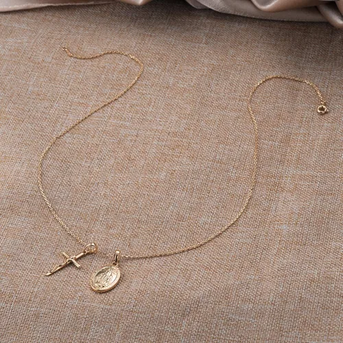 Miniatura 5 de AllenCOCO Collar de oro para mujer y niña plisado delicado y simple collar de gargantilla con dije de círculo entrelazado cruz de Virgen María No es