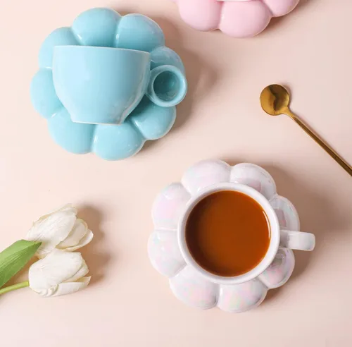 Miniatura 7 de ARISKEY - Taza de café de 300 ml para mujeres, lindo juego de taza de té y platillo con cuchara, perfecta para latte y leche, una elección cálida