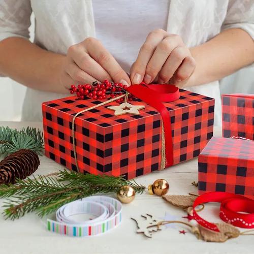 Miniatura 5 de MIAHART 60 hojas de papel de seda de Navidad de 14 x 20 pulgadas, estilos de búfalo, color rojo y negro, papel de seda para envolver regalos