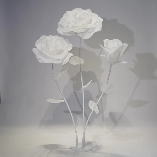 Miniatura 12 de Rosas negras de gran tamaño, flores artificiales gigantes para decoración con soporte, escultura de rosa de papel grande para bodas, fiestas