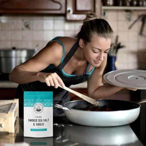 Miniatura 5 de Sal marina de Colima Nuevos sabores – Sal marina escamosa 100% natural con cuatro sabores diferentes – Cosechada a mano y sin refinar – Para carnes