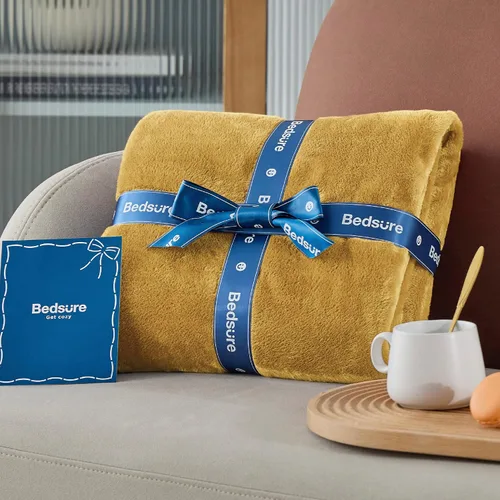 Miniatura 8 de Bedsure GentleSoft Bedding - Manta de vellón para niñas y niños, suave, acogedora y bonita, manta pequeña para viajes, 43 x 55 pulgadas