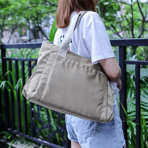 Miniatura 4 de Manfnee Bolso de mano de nylon para las mujeres Waterpoof Bolso de hombro multifunción de viaje Bolsas de mensajero de trabajo