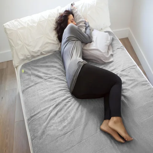Miniatura 7 de PeapodMats Tapete de cama impermeable para enuresis e incontinencia, almohadilla inferior reutilizable. Colocación segura y transpirable. Lavable.