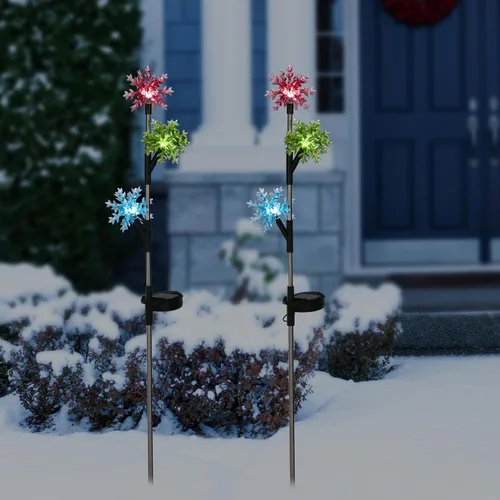 Alpine Corporation Estacas solares de 32 pulgadas de alto para jardín con 3 luces LED blancas frías, juego de 2 decoraciones navideñas