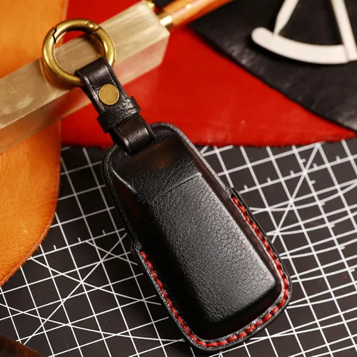 Miniatura 4 de ontto Funda de cuero para llave de entrada sin llave con protección completa, compatible con Audi A4 Q7 Q5 TT A3 A6 negro (tipo A)