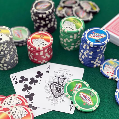 Miniatura 3 de 100 piezas de fichas de póquer con diseño de Las Vegas en bandeja de plástico transparente