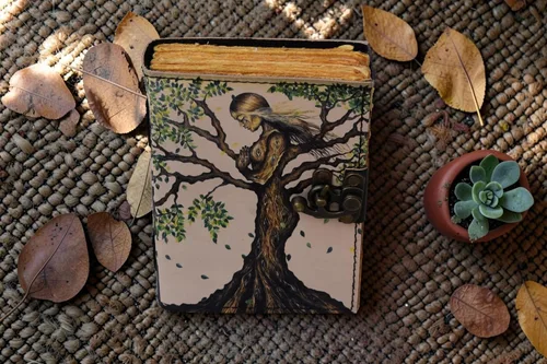 Miniatura 6 de Libro de sombras en blanco con cierre de cerradura, diario de cuero hecho a mano vintage con oración en relieve, brujería antigua, cuaderno Wiccan