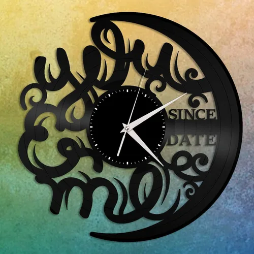 You & Me Since - Reloj de pared de vinilo con fecha personalizada, regalo único para amigos, decoración del hogar, diseño vintage, oficina, bar,