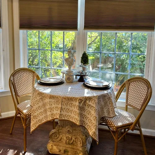 Miniatura 23 de PURPLE LEAF Juego de 1 silla de comedor al aire libre, marco de aluminio francés en acabado de bambú con ratán tejido ámbar y blanco para cocina