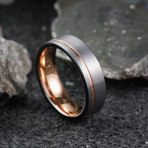 Miniatura 94 de King Will Anillo de boda de carburo de tungsteno para hombre con diseño de ranura, 6/7/0.315 in de ancho, acabado cepillado/pulido para hombre