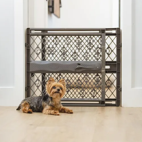 MYPET North States Paws - Puerta portátil para mascotas: 26-40 pulgadas de ancho. Montaje a presión. No necesita herramientas. Fabricado en EE. UU.,
