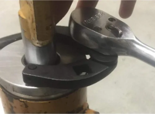 Miniatura 8 de Sunluway 7463 Llave de tuerca de glándula universal pequeña llave de cilindro hidráulico en la mayoría de equipos de granja y construcción, quita