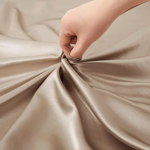 Miniatura 7 de VACVELT Juego de 3 sábanas de satén color beige tamaño individual, juego de ropa de cama, sábana bajera de satén sedoso con bolsillo profundo de 15