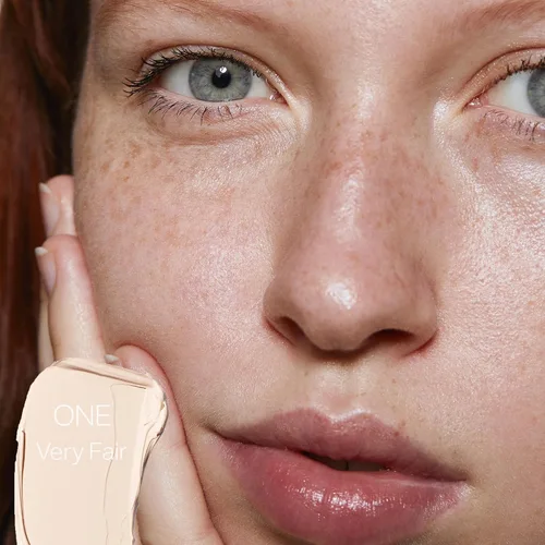 Miniatura 3 de Saie Slip Tint - Hidratante teñido con SPF 35, cobertura ligera, tinte brillante para la piel y protector solar mineral para rostro con ácido