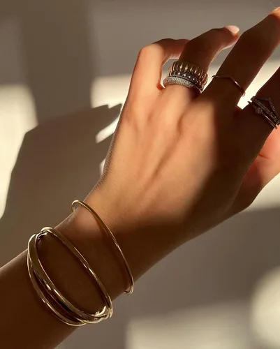 Miniatura 2 de Daisy Bloom Brazalete chapado en oro para mujer pulsera redonda de 018 pulgadas de grosor
