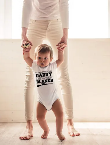 Miniatura 3 de CBTwear I'm Proof That My Daddy Does Not Shot Blanks Baby Bodysuit Boy Girl Adorable Romper Ropa