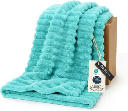 Miniatura 14 de Bedsure GentleSoft - Manta de forro polar azul para sofá, mantas suaves y acogedoras para mujer, lindas mantas pequeñas para niñas, azul claro, 108