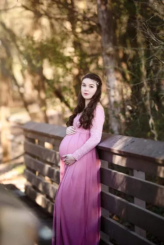 Miniatura 2 de Molliya - Vestido largo de maternidad de encaje y hombros descubiertos Maxi vestido elegante elástico, para baby shower y sesión de fotografías