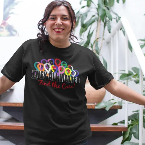Miniatura 3 de Camiseta con cintas de concientización sobre el cáncer con texto en inglés They All Matter Find The Cure